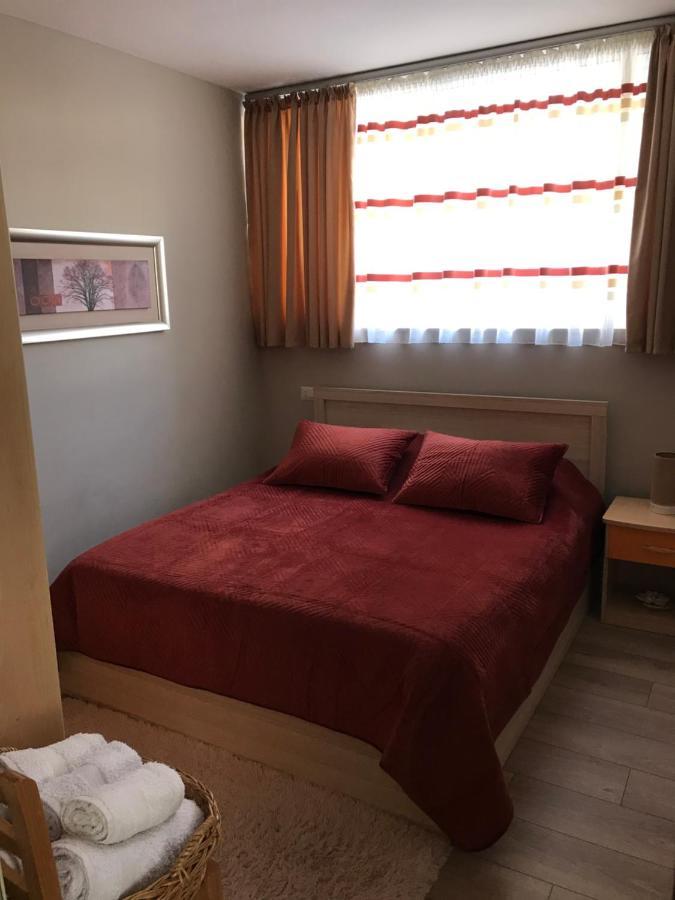 Home Away From Home Apartment ดูร์เรส ภายนอก รูปภาพ