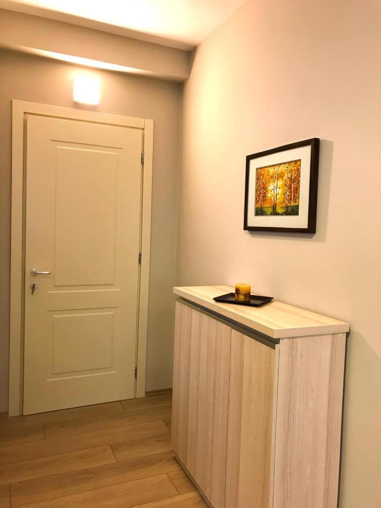 Home Away From Home Apartment ดูร์เรส ภายนอก รูปภาพ