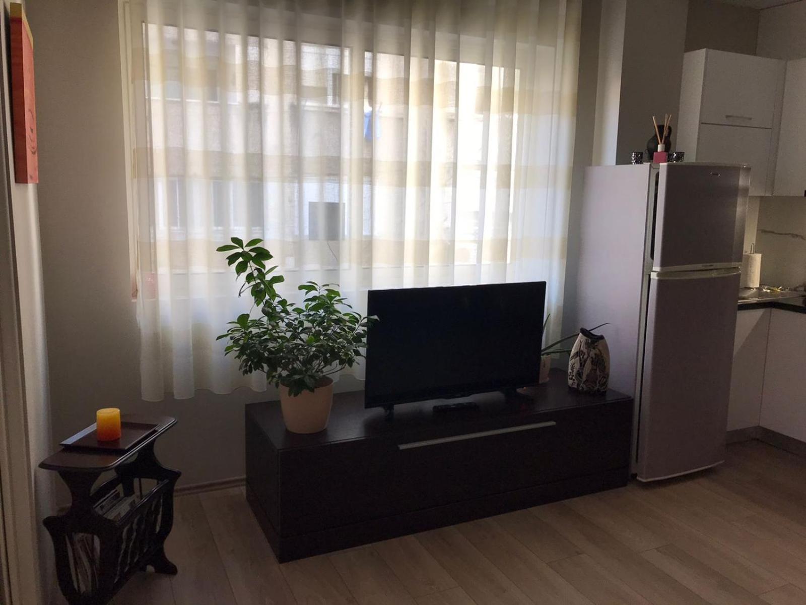 Home Away From Home Apartment ดูร์เรส ภายนอก รูปภาพ